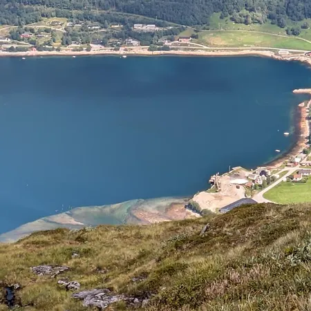 Nyaraló Flott I Vistdal, Romsdal Myklebostad