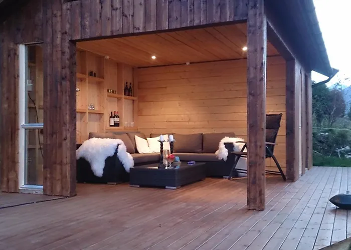 Flott I Vistdal, Romsdal * Myklebostad (More og Romsdal)